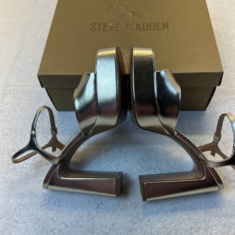 Steve Madden Liandra Platform Block Heel Champagne/Gold Retro 70's New SZ 7,5 - Picture 2 of 8